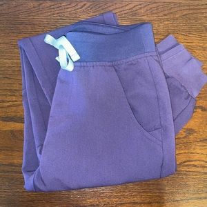 FIGS Purple Shadow Zamora XXS/T in EUC